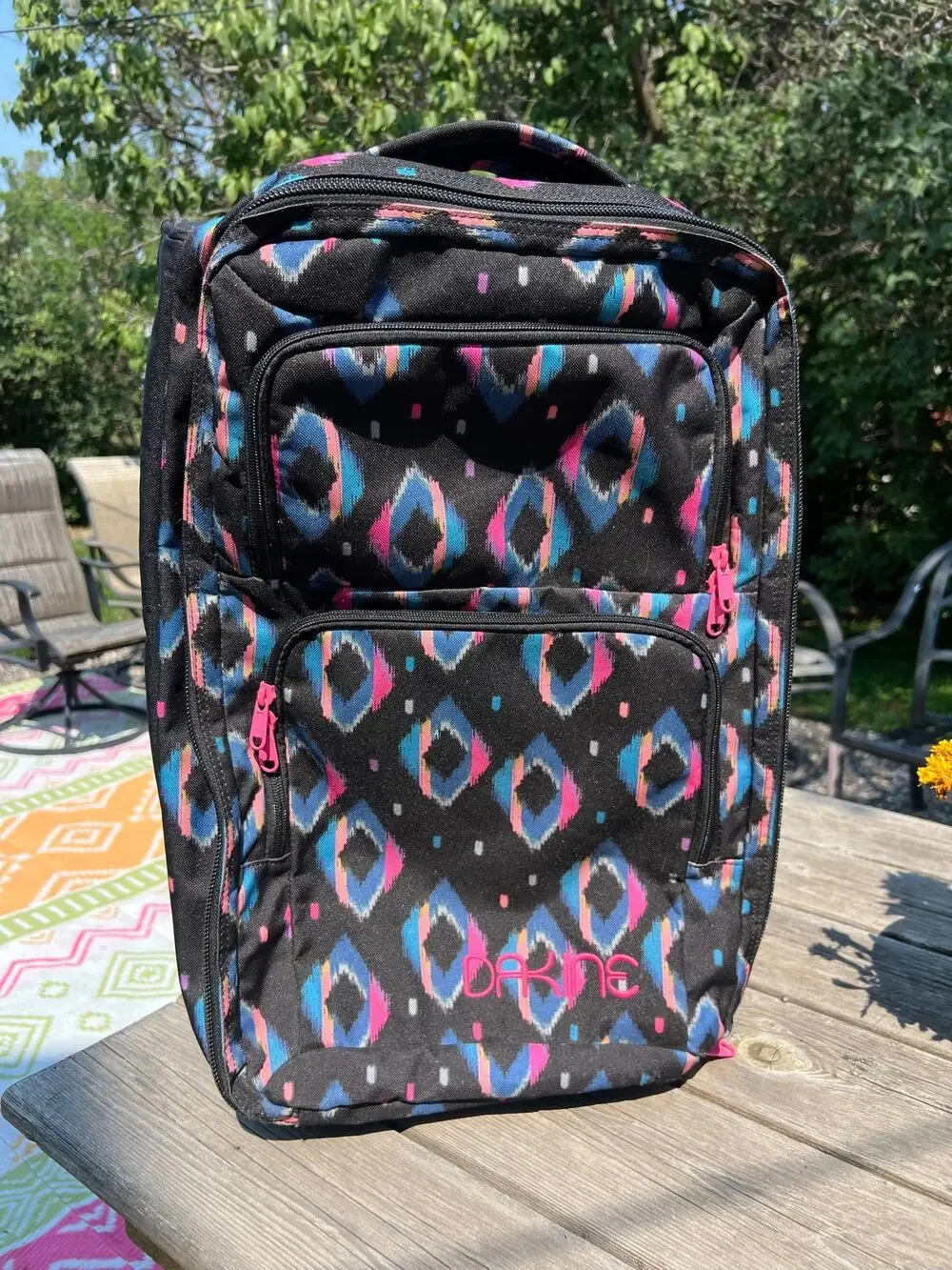 Dakine roller duffel bag Aztec diamond pink travel luggage bag carry on size 22”